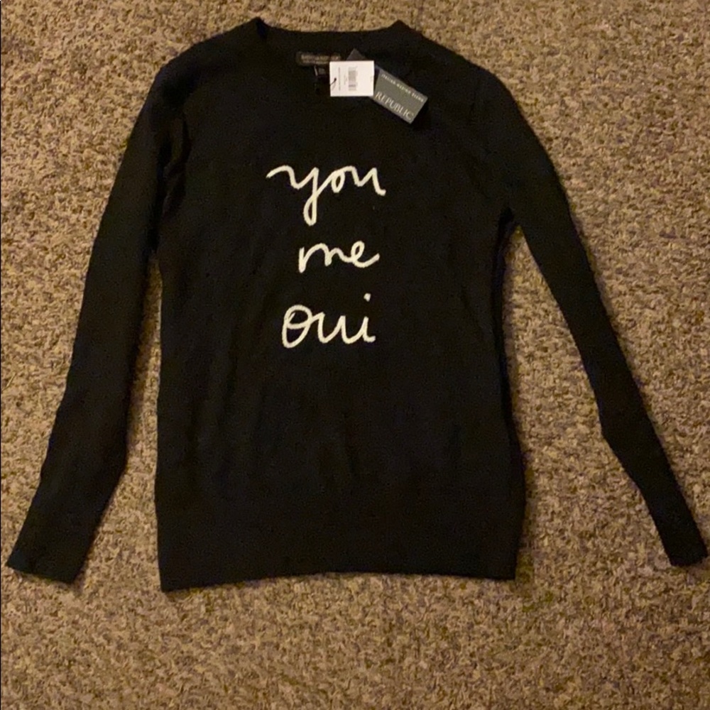 Banana Republic Merino Wool Blend “you, me, oui” Sweater XS